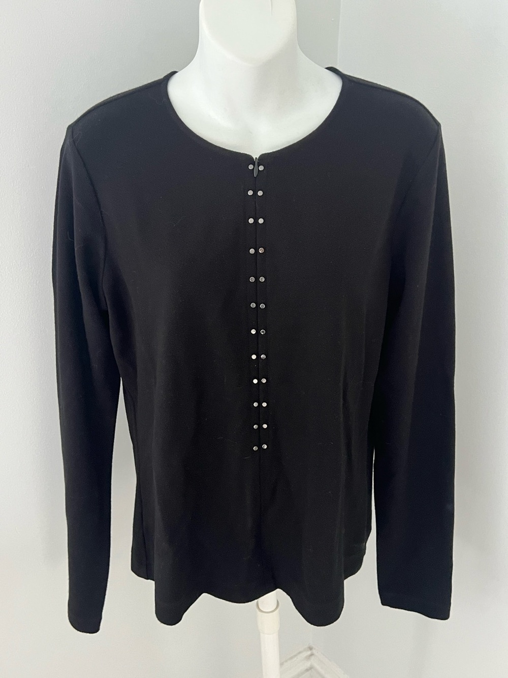 Worth New York Black Long Sleeve Knit Top with Front Stud Detail Sz. 12